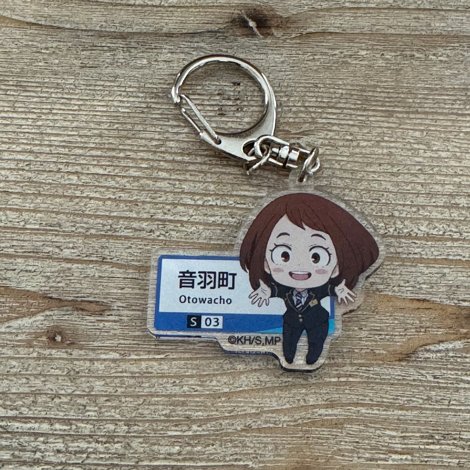Ochaco Uravity en porte-clés acrylique officiel MHA