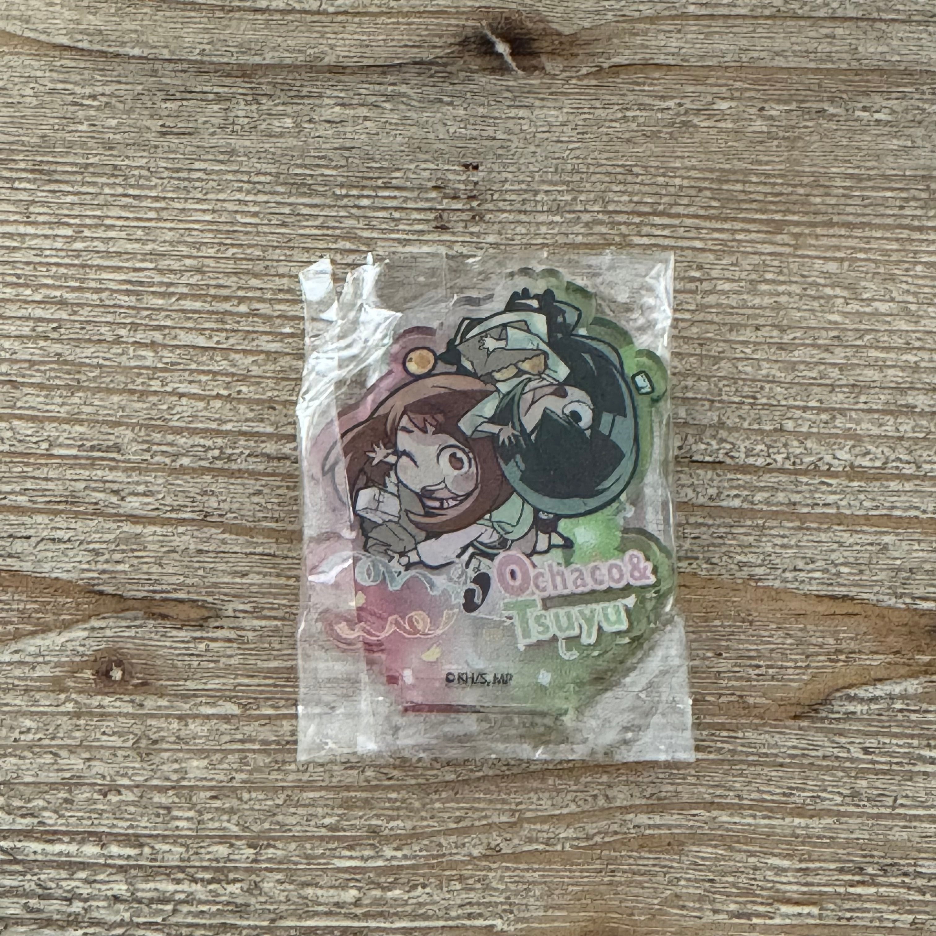 Ochaco et Tsuyu en mode héroïne – Stand MHA officiel