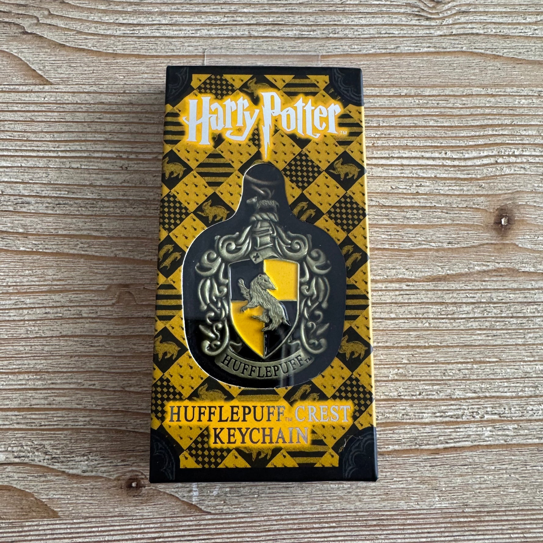 Blason Poufsouffle - Porte-clés métal - Harry Potter Officiel — porte-clés officiel | Minitaku