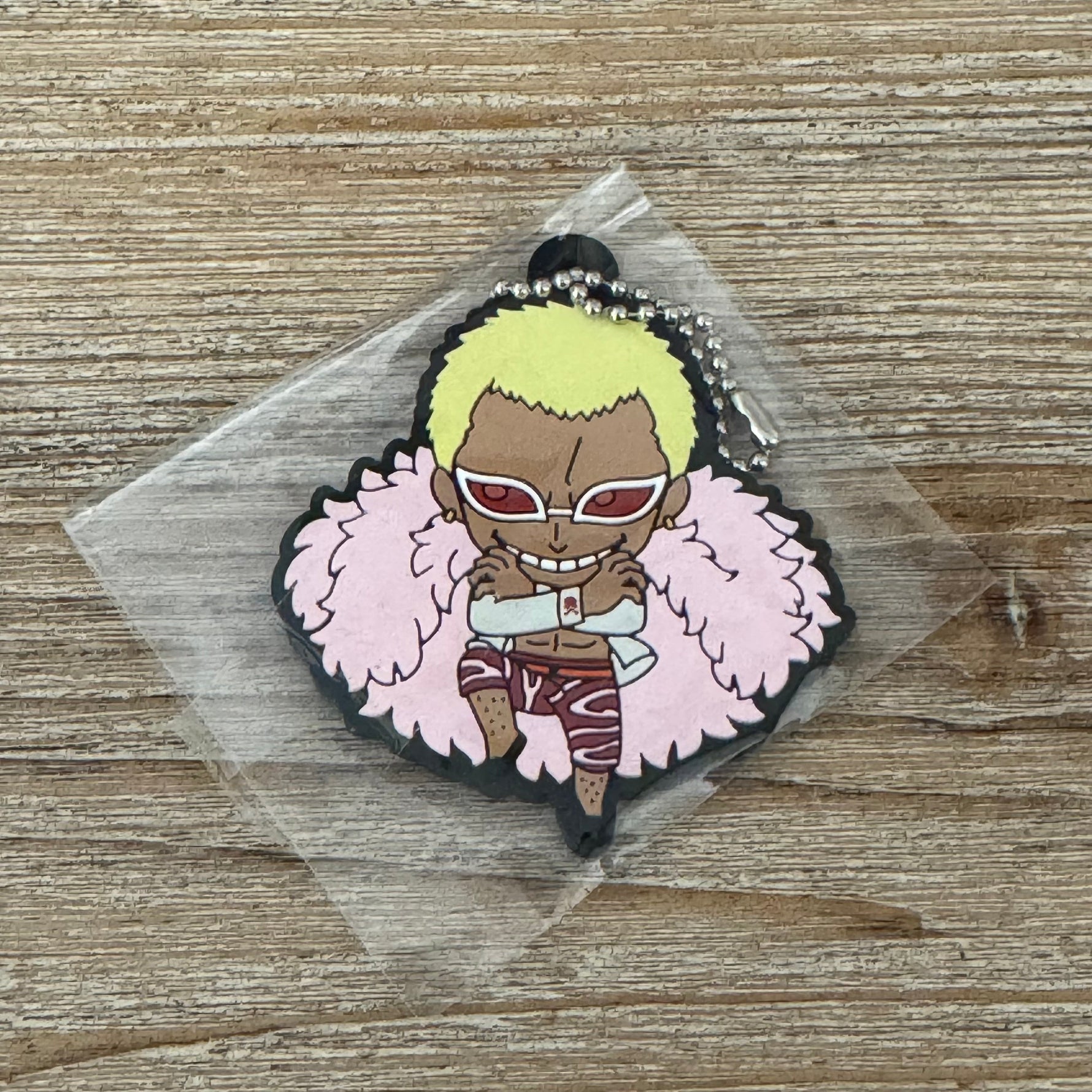 Doflamingo - Porte-clés PVC - One Piece Officiel — porte-clés officiel | Minitaku